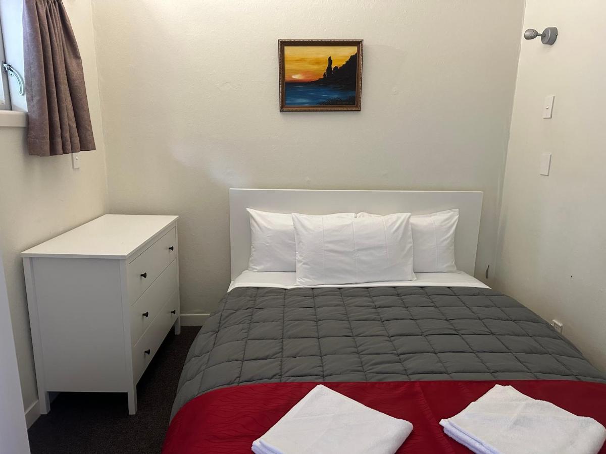 أوكلاند Touchwood Motor Inn & Inner City Camping Ground المظهر الخارجي الصورة