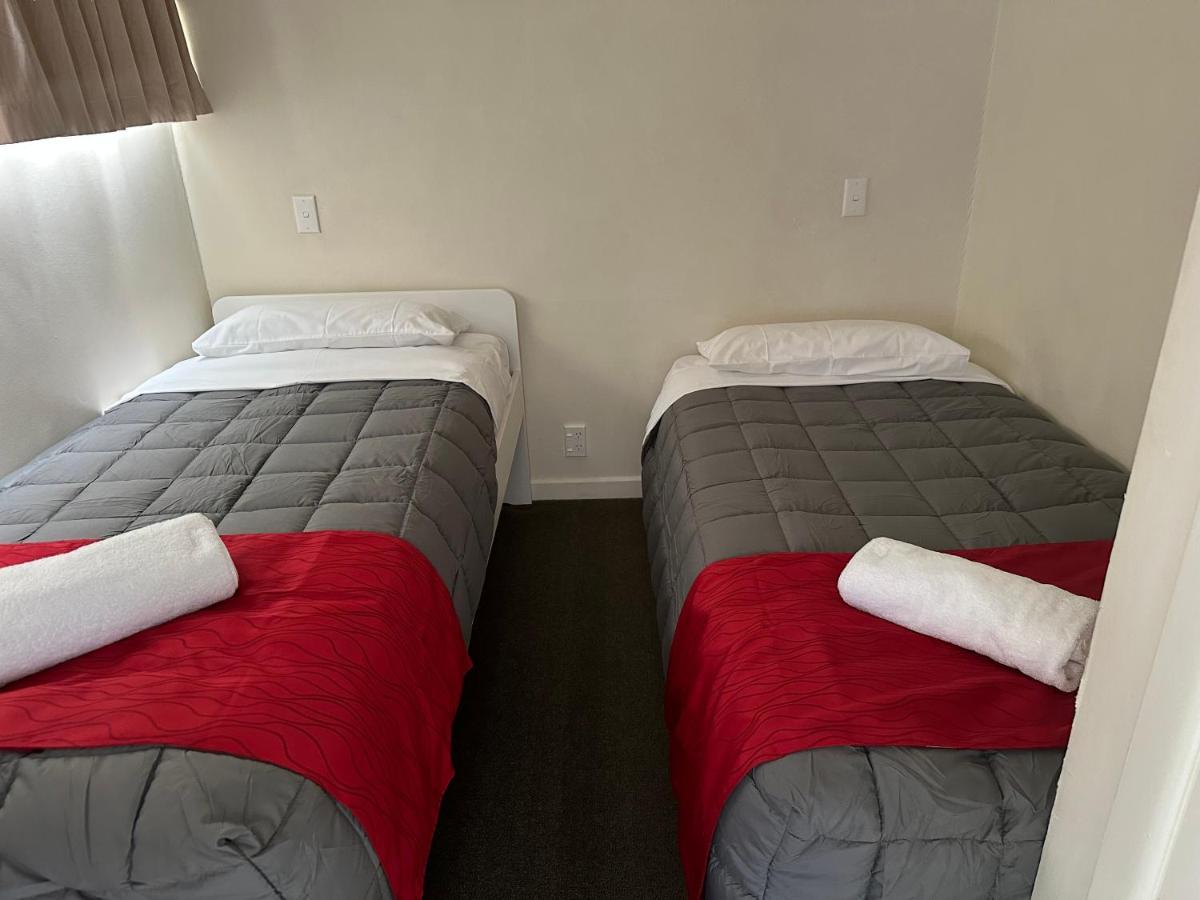 أوكلاند Touchwood Motor Inn & Inner City Camping Ground المظهر الخارجي الصورة